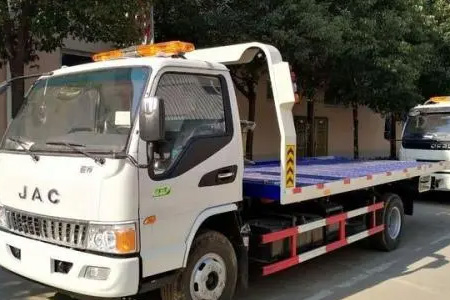 鹤佳高速G11价格合理提供充汽车电救援、换轮胎救援、故障拖车救援等服务帮助